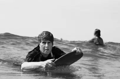 a_chill_history_of_surf - BNKnr8MhKjF