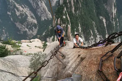 hua-shan-ruta-peligrosa-mundo-1