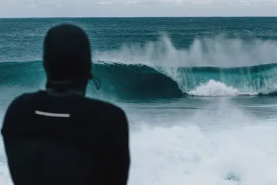 cuanto-contamina-surfista