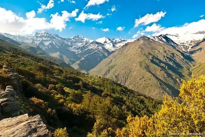 Alcazaba-Mulhacén-y-Veleta-entre-nubes