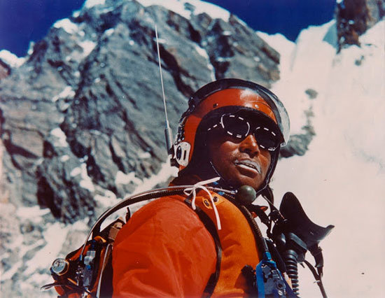 hombre-descendió-esquiando-Everest-1