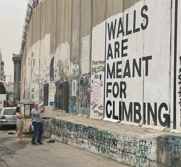 wallsaremeantforclimbing-climbingpalestineguidebook