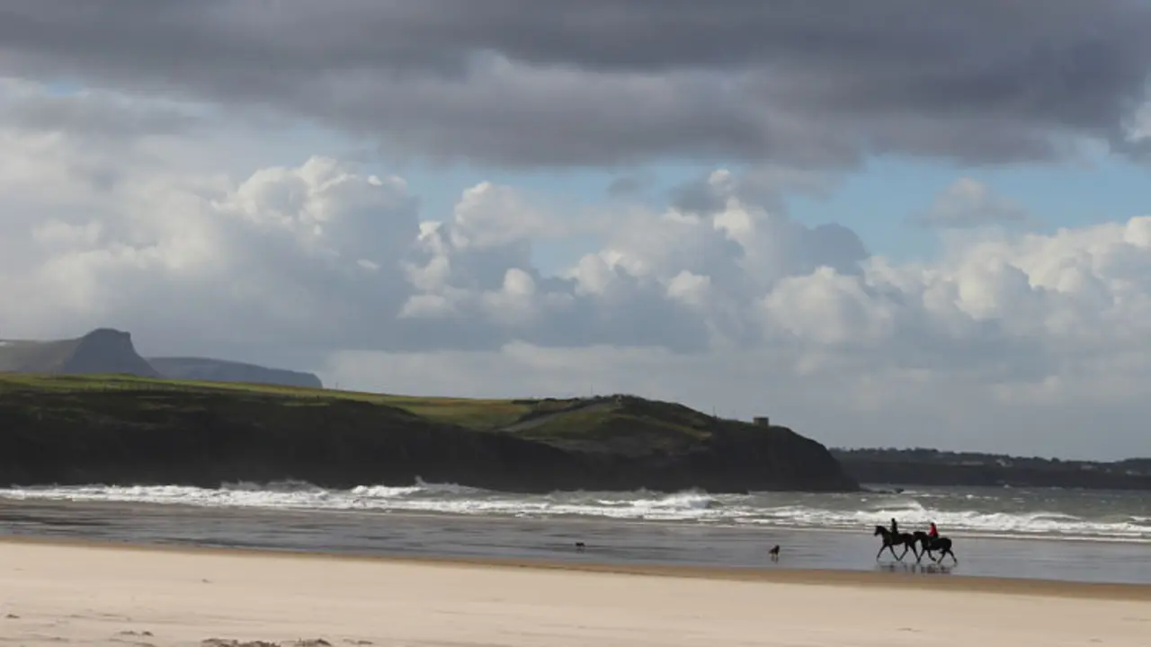 surf-vikingos-irlanda_opt (1)