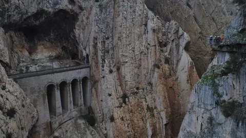 peligro-espectacularidad-unidos-caminito-rey-5