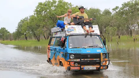10-furgos-vw-inspiraran-dejarlo-todo-salir-carretera-1