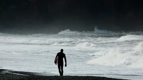 aun-homosexualidad-tabu-surf-1