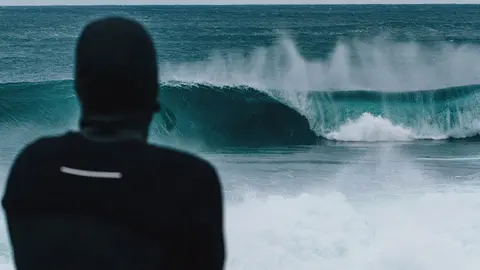 cuanto-contamina-surfista