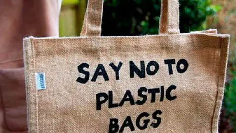 say-no-plastic-bags-consumo-consciente