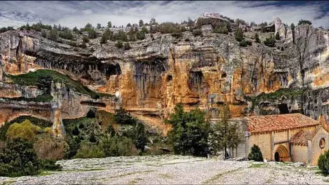 ca&ntilde;on-rio-lobos