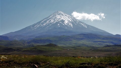 Damavand, el volcán más alto de Asia