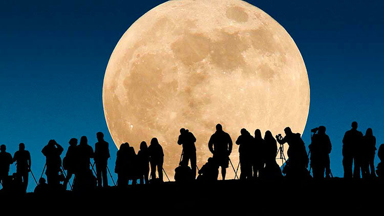 Supermoon