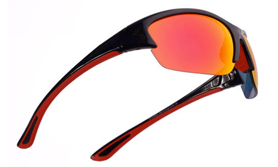La importancia del uso de unas buenas gafas de esquí o de montaña
