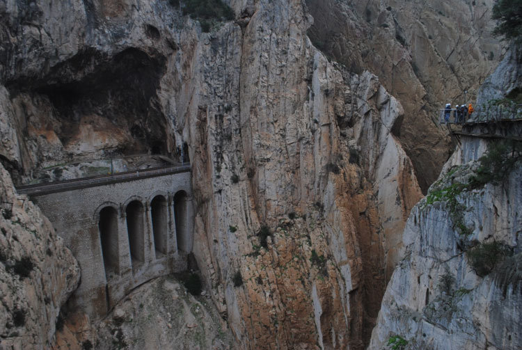 peligro-espectacularidad-unidos-caminito-rey-5