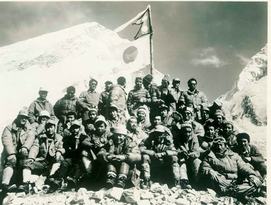 hombre-descendió-esquiando-Everest-2
