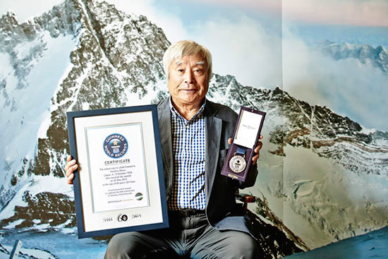 hombre-descendió-esquiando-Everest-5