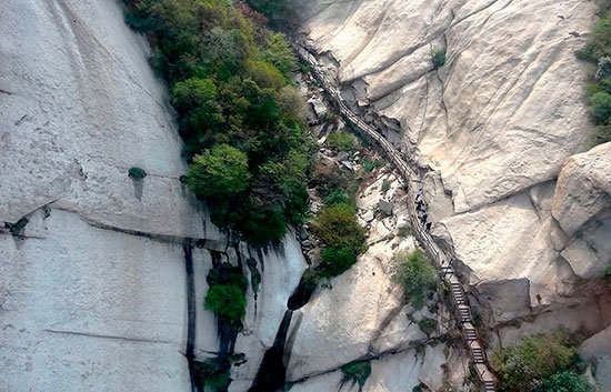 hua-shan-ruta-peligrosa-mundo-6