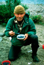 30-anos-soledad-montanas-alaska-9