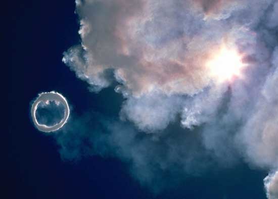 curioso-fenomeno-anillos-humo-volcanes-6