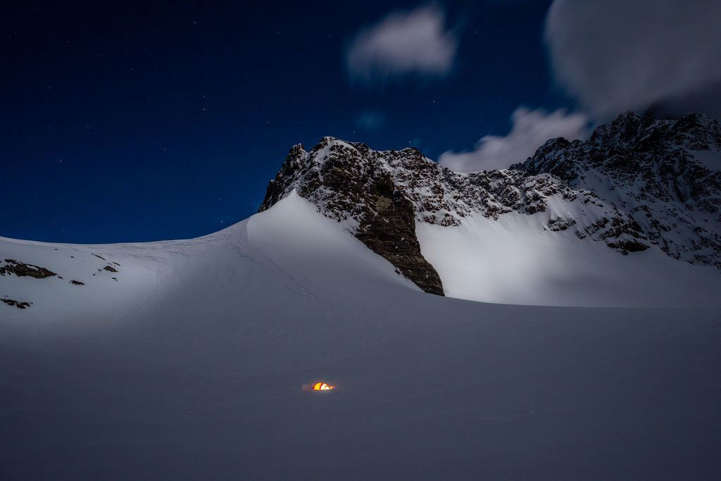 acampamos-bajo-las-estrellas-increibles-fotografias-aventuras-cielo-abierto-6