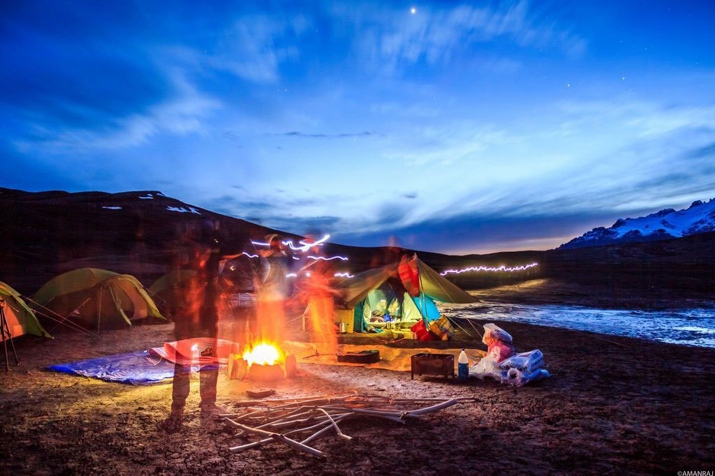 acampamos-bajo-las-estrellas-increibles-fotografias-aventuras-cielo-abierto-20