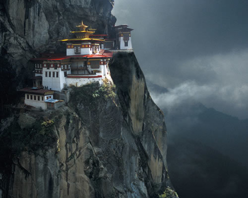 taktshang-goemba-el-monasterio-orillas-acantilado-dejara-aliento-2
