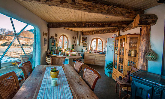Nature-House-Interior-1020x610