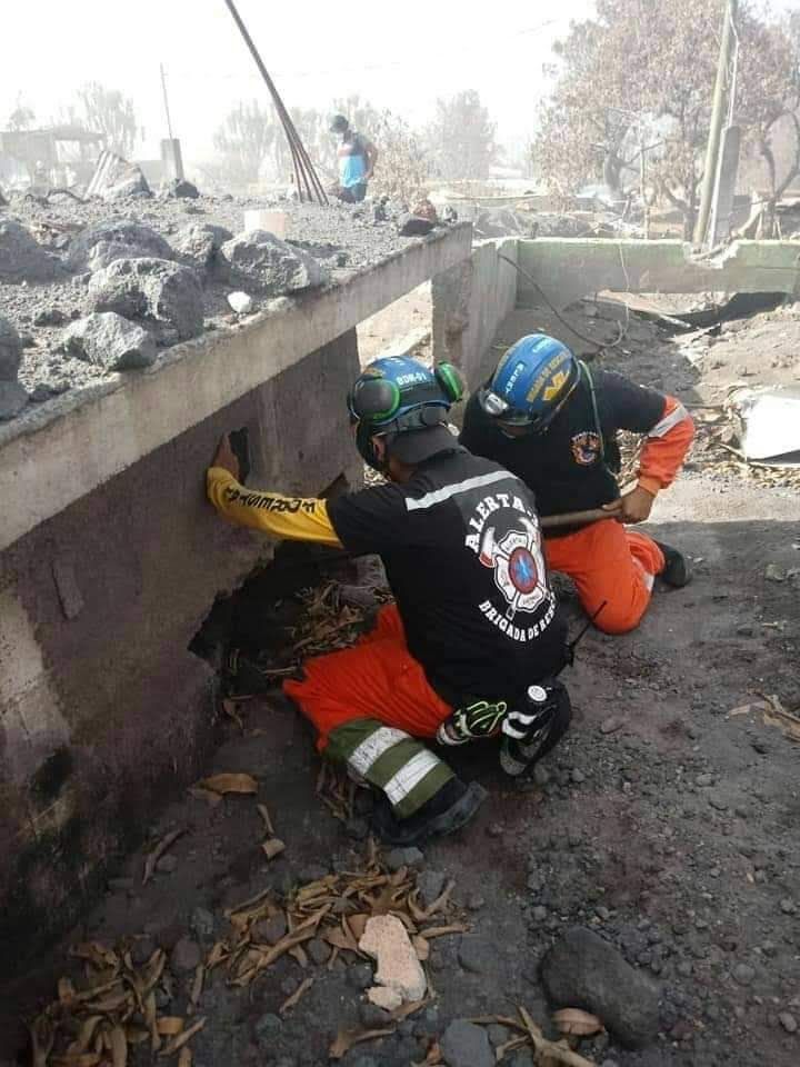 bomberos-antigua-guatemala-1 (10)
