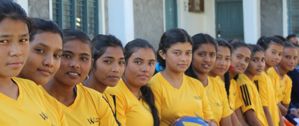 Niñas de la ecuela de Empowering Women of Nepal