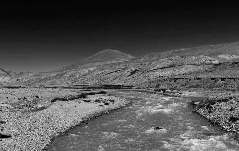(Tajikistán) 408-410 Paisaje, camp río - Kargush BN