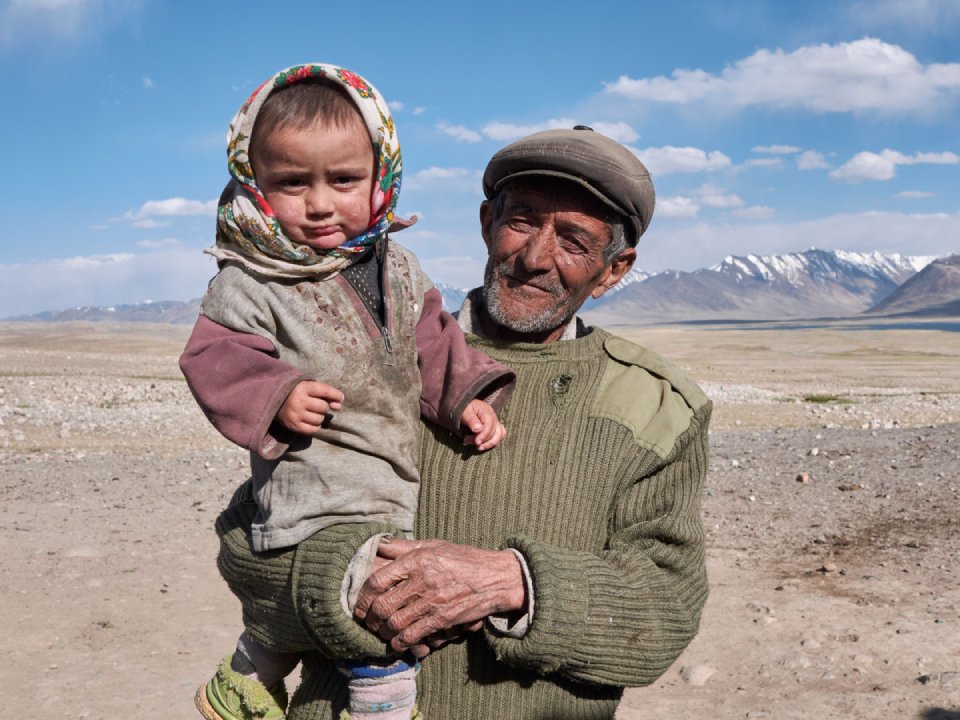(Tajikistán) 846 Granja, Zor Kul